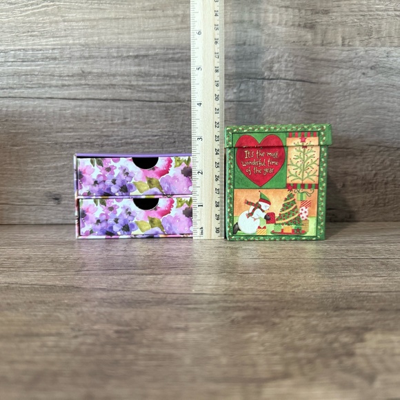 Assortment of Small Decorative Boxes - Picture 7 of 15